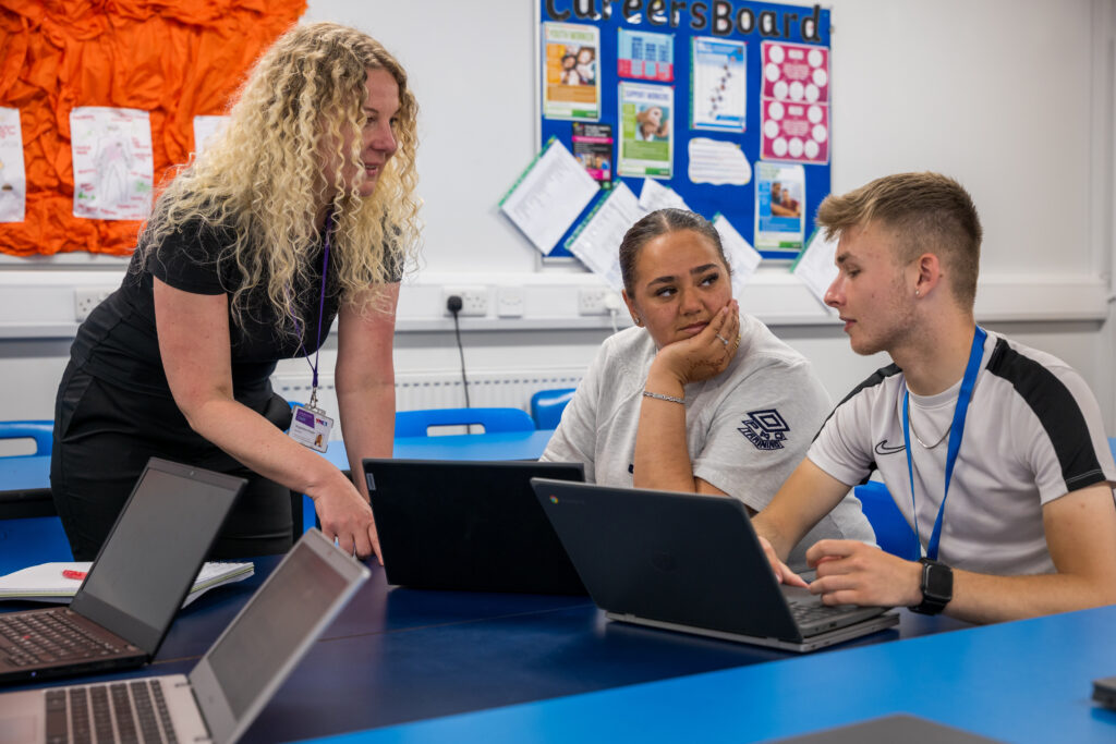 ymca te 04 2025 PLY 011